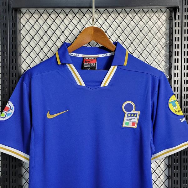 Retro Italy 1996 home
