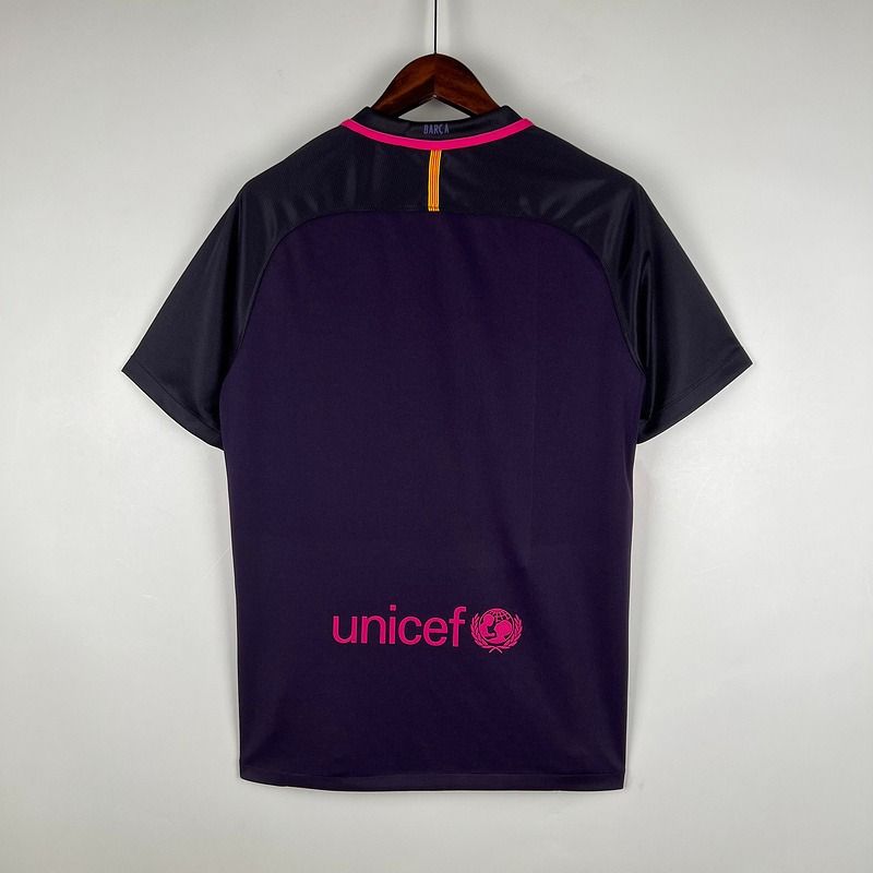 Retro FC Barcelona 2016-2017 away Secondary image