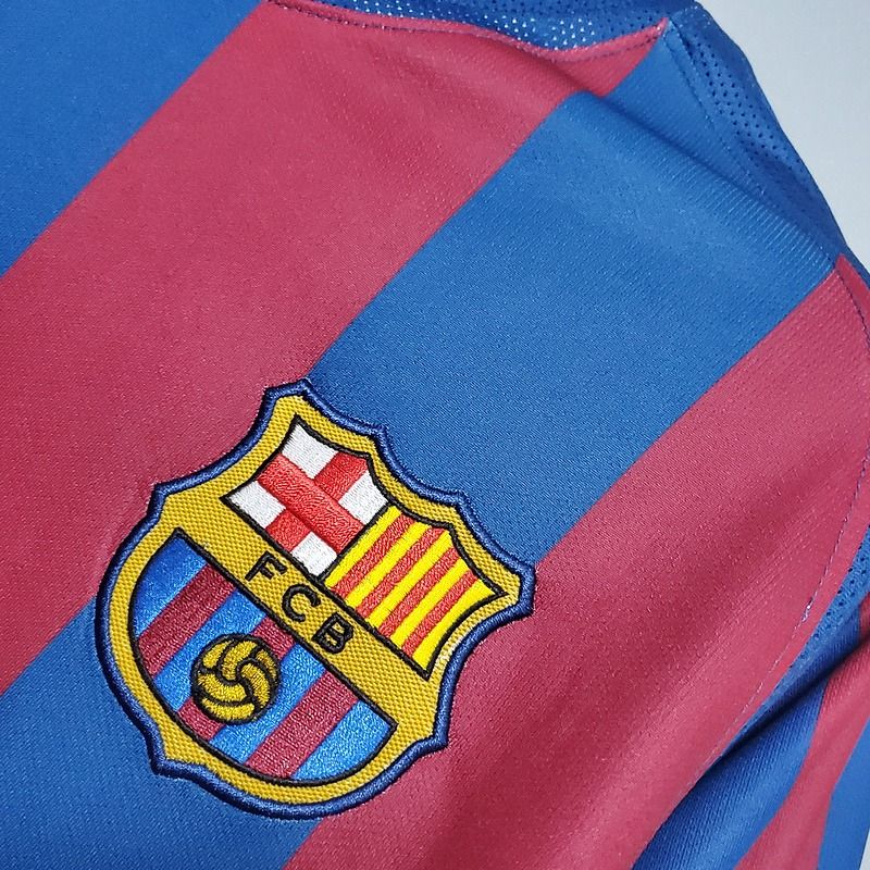 Retro FC Barcelona 2005-2006 home UCL edition