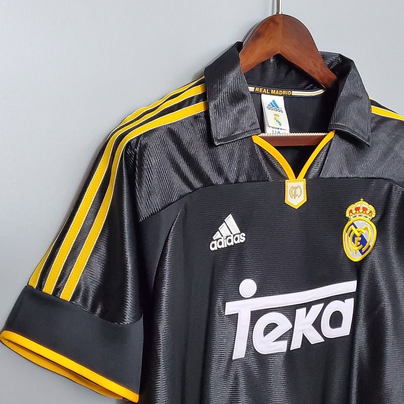 Retro Real Madrid 1998-1999 away