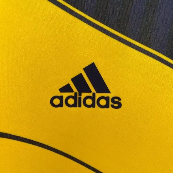 Retro Colombia 2014 home