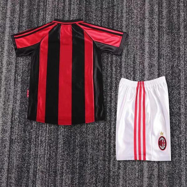 Retro Kids AC Milan 1998-1999 home Secondary image