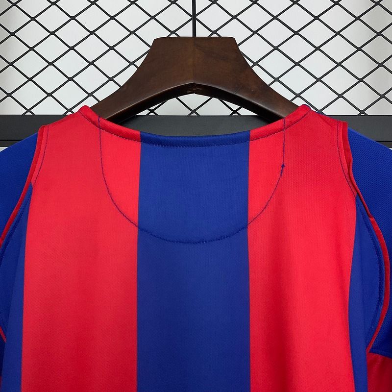 Retro FC Barcelona 2004-2005 home