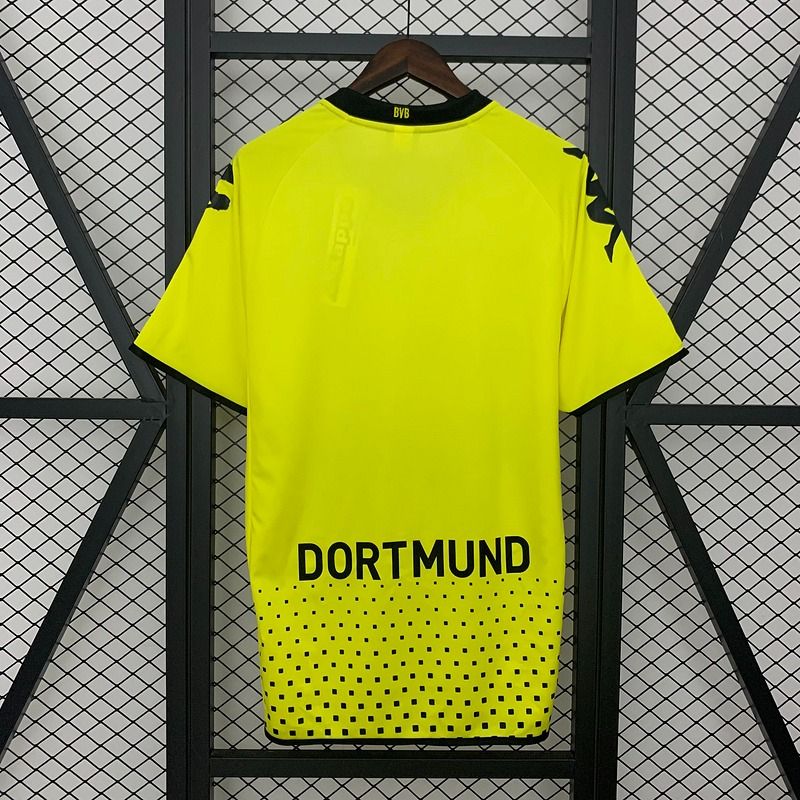 Maillot domicile rétro BVB Dortmund 2011-2012 Image secondaire du produit
