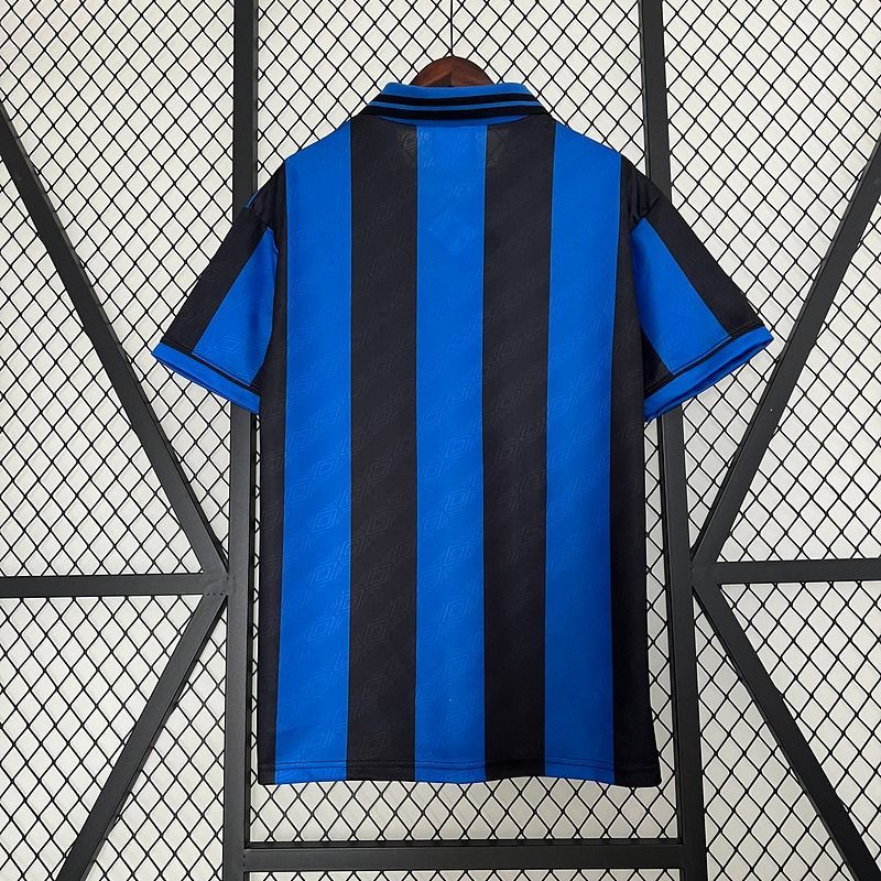 Retro Inter Milano 1995-1996 home Secondary image