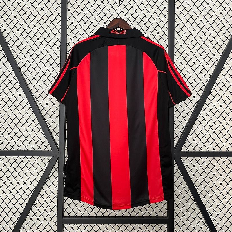 Retro AC Milan 2001-2002 home Secondary image