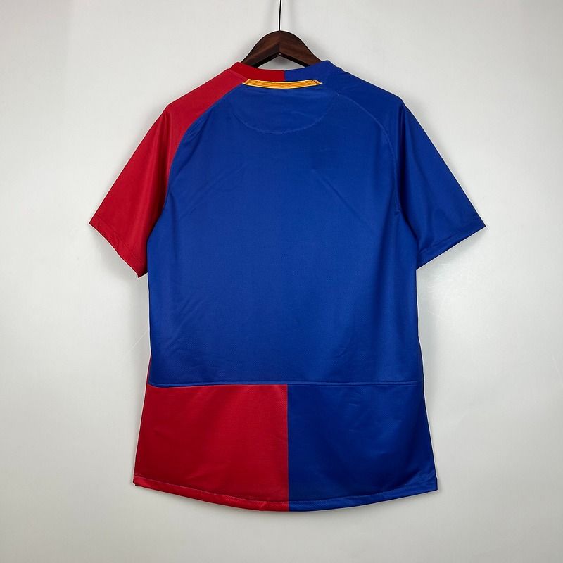 Retro FC Barcelona 2008-2009 home Secondary image
