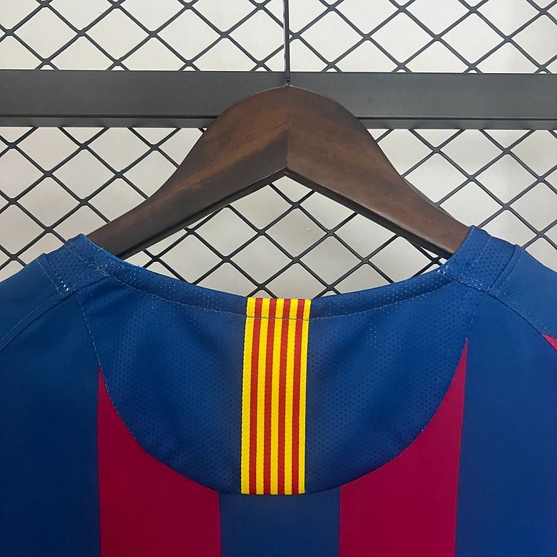 Retro FC Barcelona 2005-2006 home