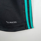 Maillot Real Madrid extérieur 2017-2018 rétro