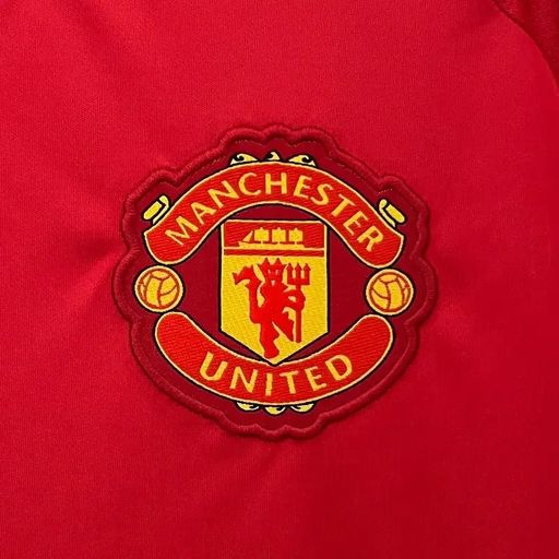 Manchester United 2024-2025 home