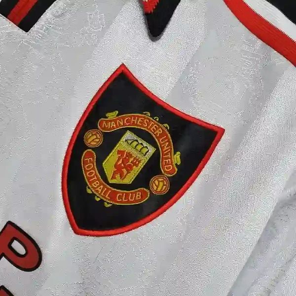 Retro Manchester United 1997-1998 away