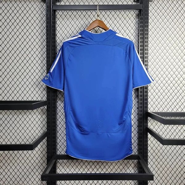 Retro Chelsea FC 2006-2007 home Secondary image