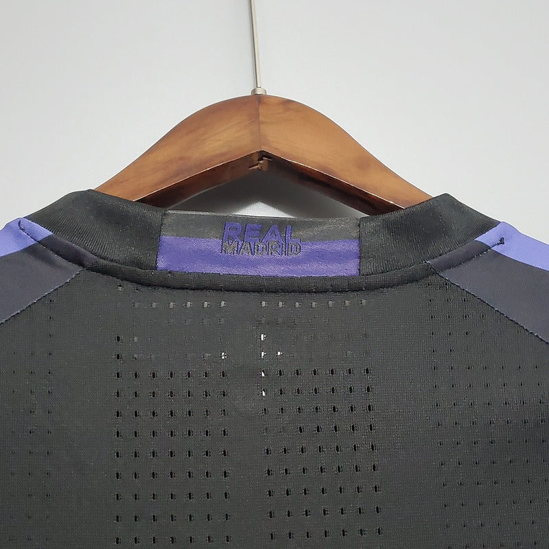 Maillot rétro du Real Madrid saison 2015-2016, deuxième maillot extérieur