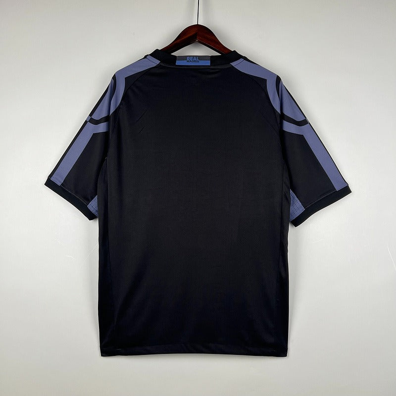 Maillot extérieur rétro Real Madrid 2016-2017 Image secondaire du produit