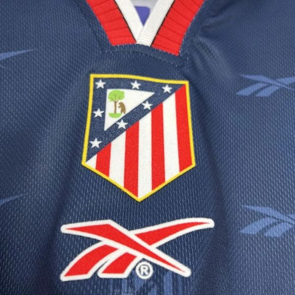 Maillot rétro de l'Atlético de Madrid extérieur 1998-1999