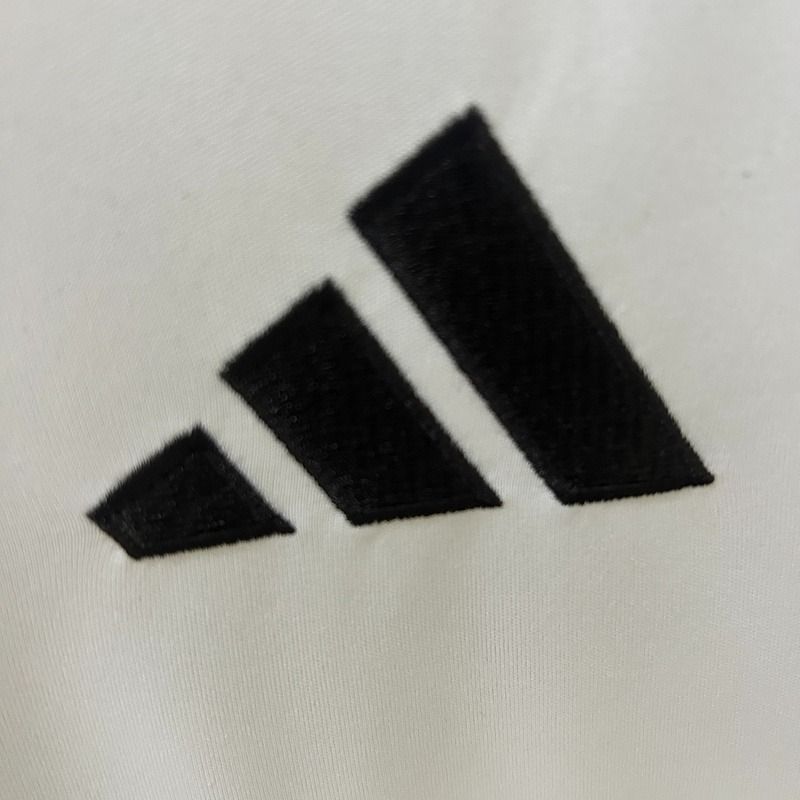 Real Madrid 2025-2026 home