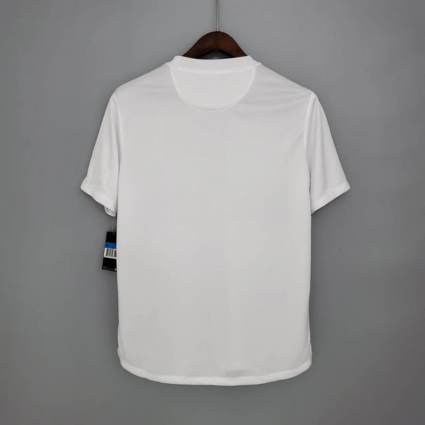 Retro Portugal 2012 away Secondary image