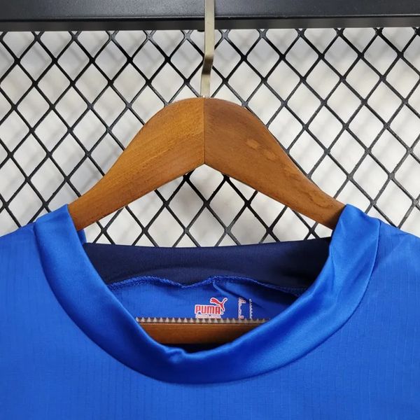 Retro Italy 2006 home