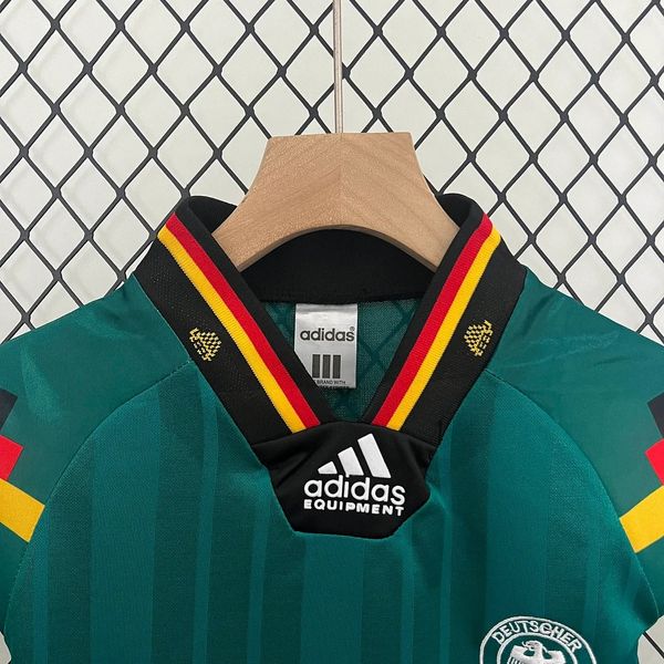 Retro Kids Germany 1992 away