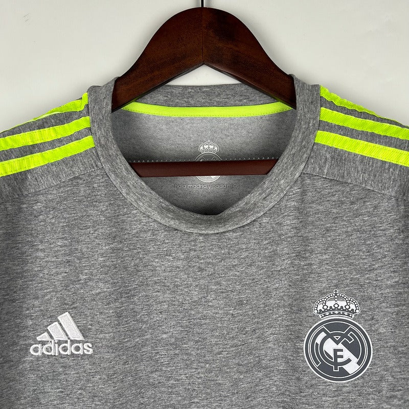 Maillot extérieur rétro Real Madrid 2015-2016