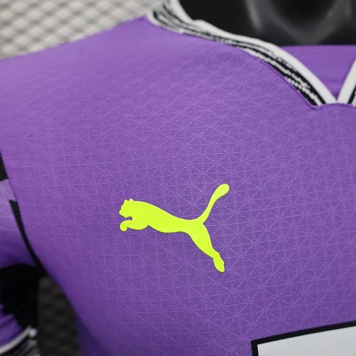 Gardien de but du BVB Dortmund 2025-2026