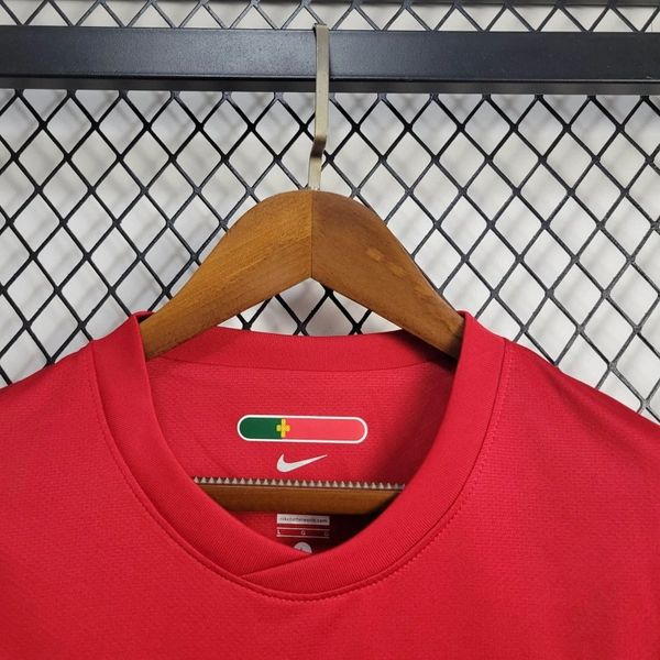 Retro Portugal 2010 home