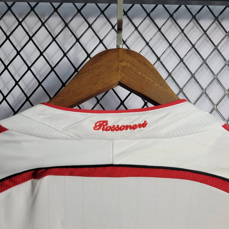 Maillot rétro AC Milan 2006-2007 extérieur