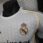 Joueur domicile Real Madrid 2025-2026