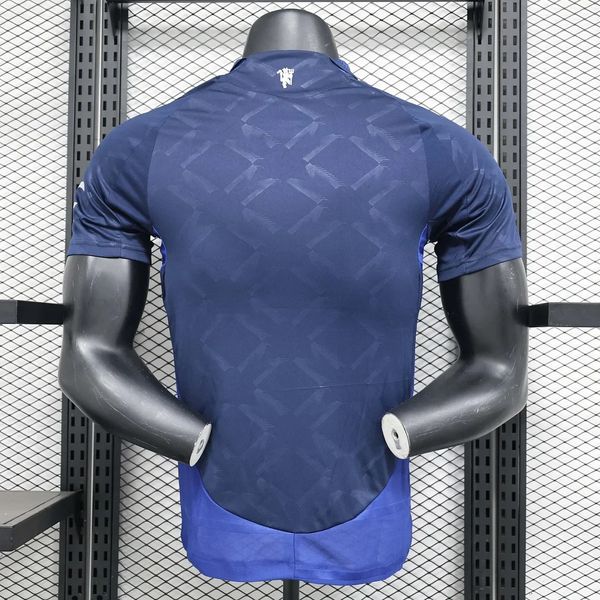 Manchester United 2024-2025 away player