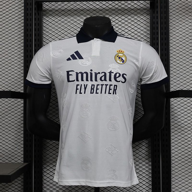 Joueur édition spéciale Real Madrid 2025-2026 Image principale du produit