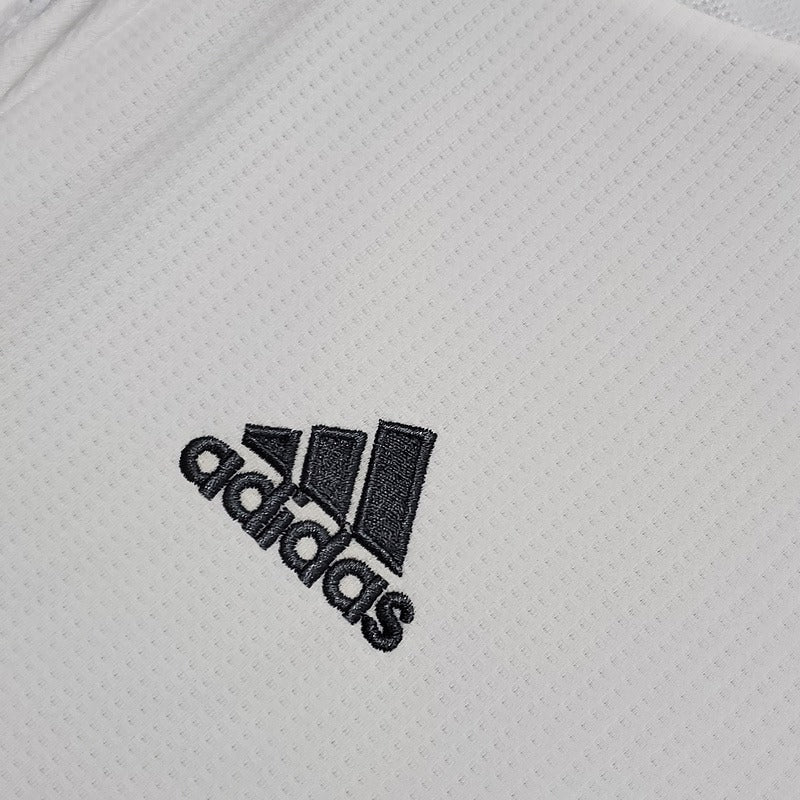Retro Real Madrid 2015-2016 home