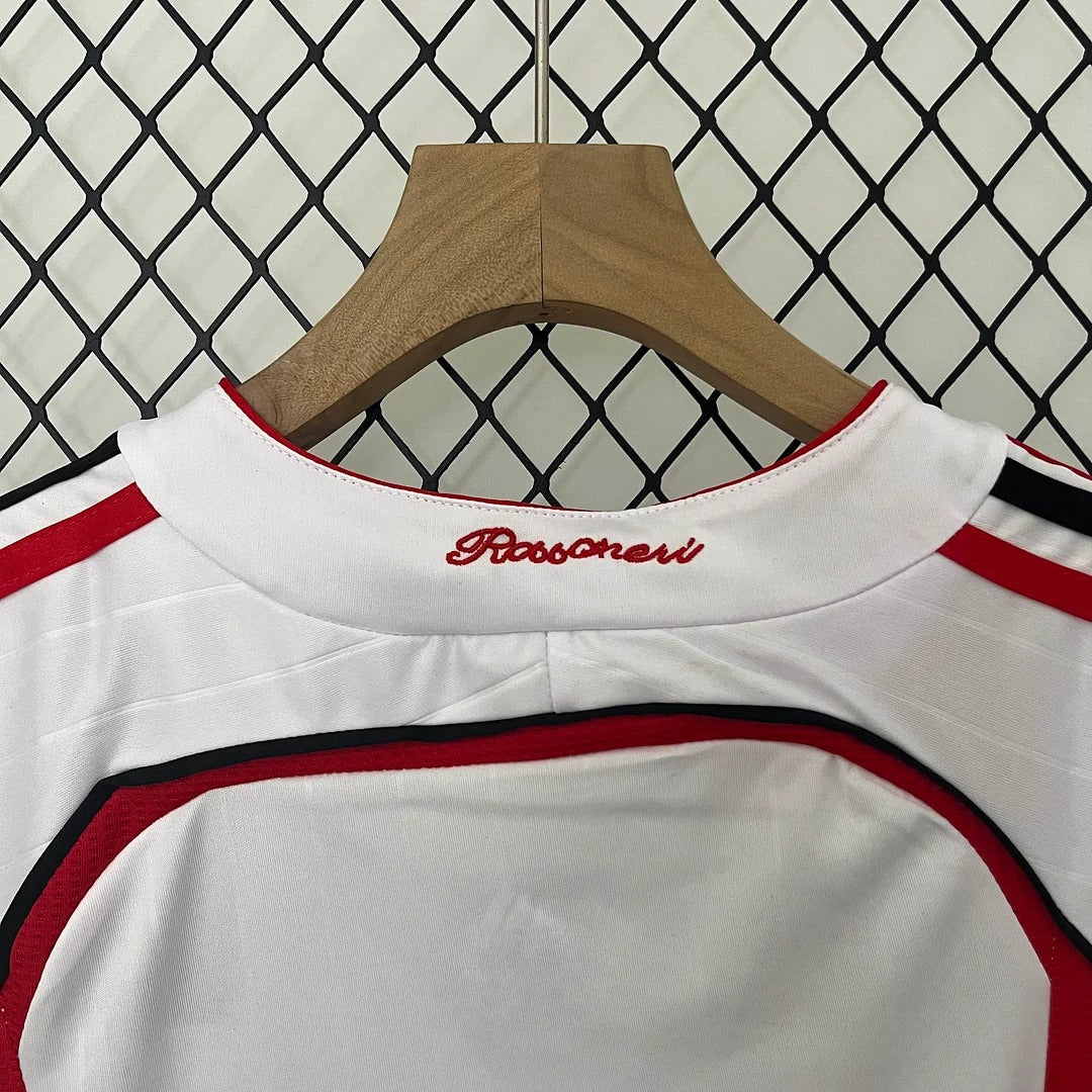 Maillot Rétro Enfant AC Milan 2006-2007 extérieur