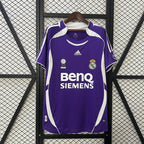 Maillot extérieur rétro Real Madrid 2006-2007