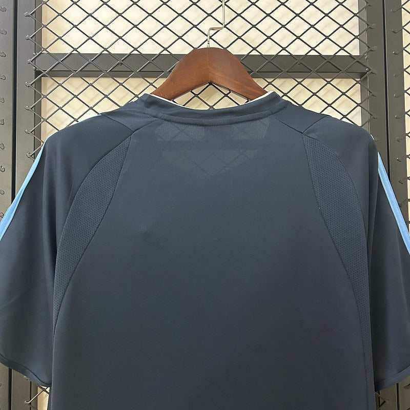 Maillot extérieur rétro Real Madrid 2003-2004