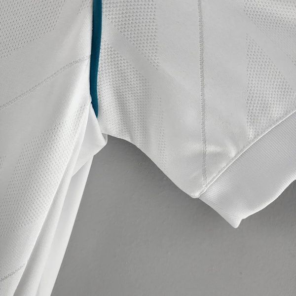Retro Real Madrid 2017-2018 home