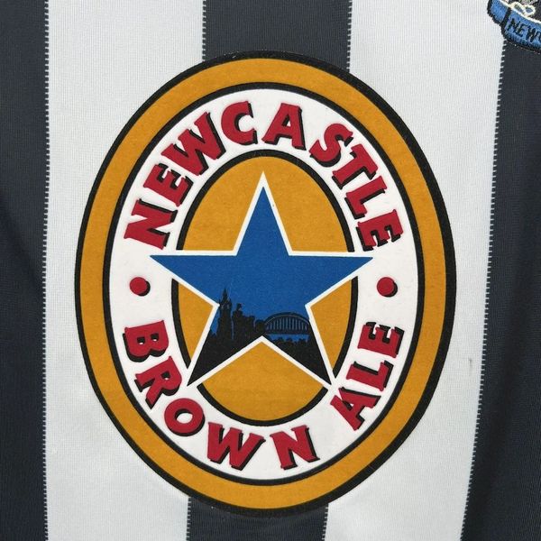 Retro Newcastle United 1999-2000 home