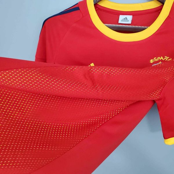 Retro Spain 2002 home