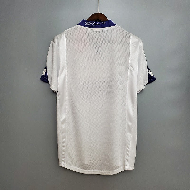 Retro Real Madrid 1997-1998 home Secondary image