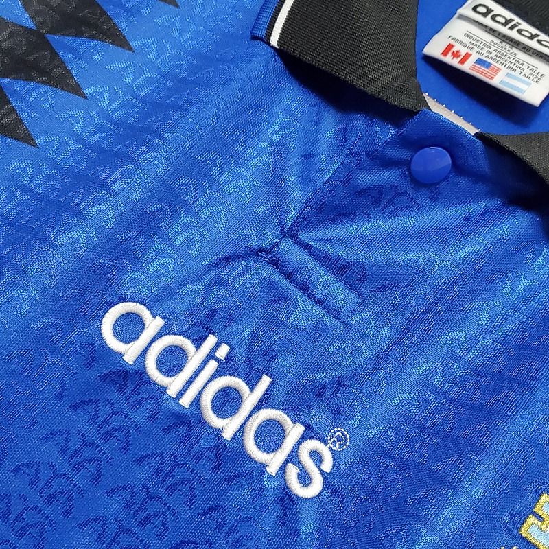 Rétro Argentine 1994 extérieur