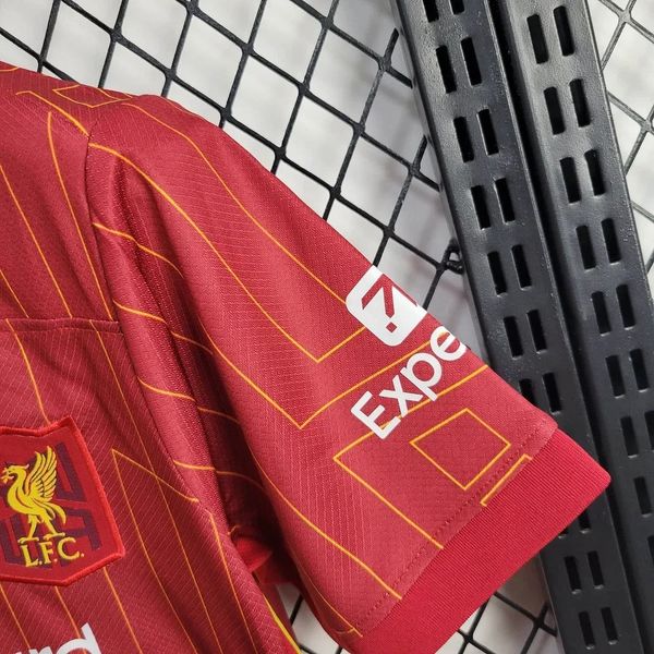 Enfants Liverpool FC domicile 2024-2025