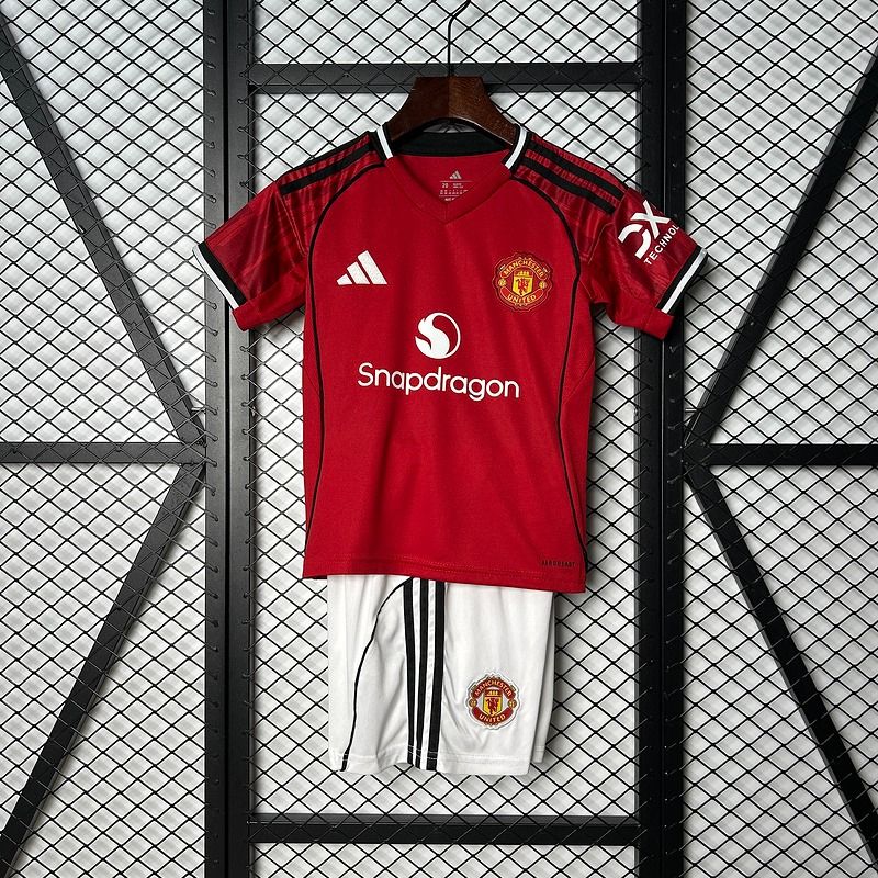 Kids Manchester United 2025-2026 home Main image