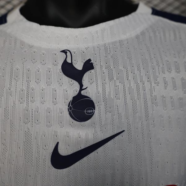 Tottenham Hotspur 2025-2026 home player