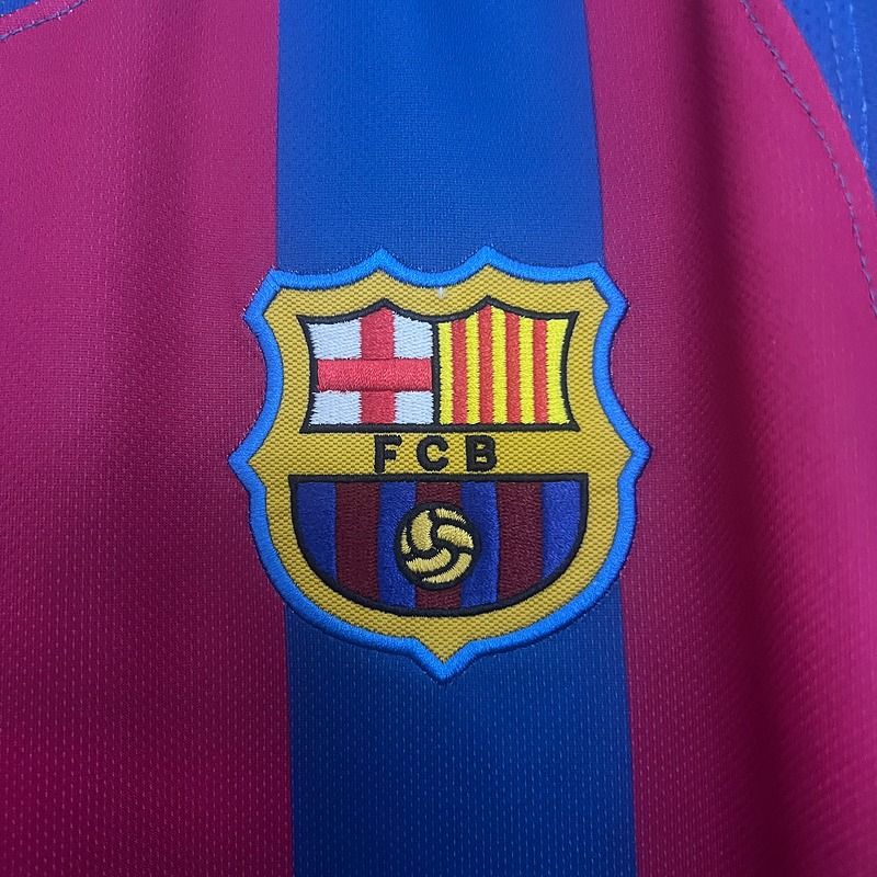 Retro FC Barcelona 2005-2006 home