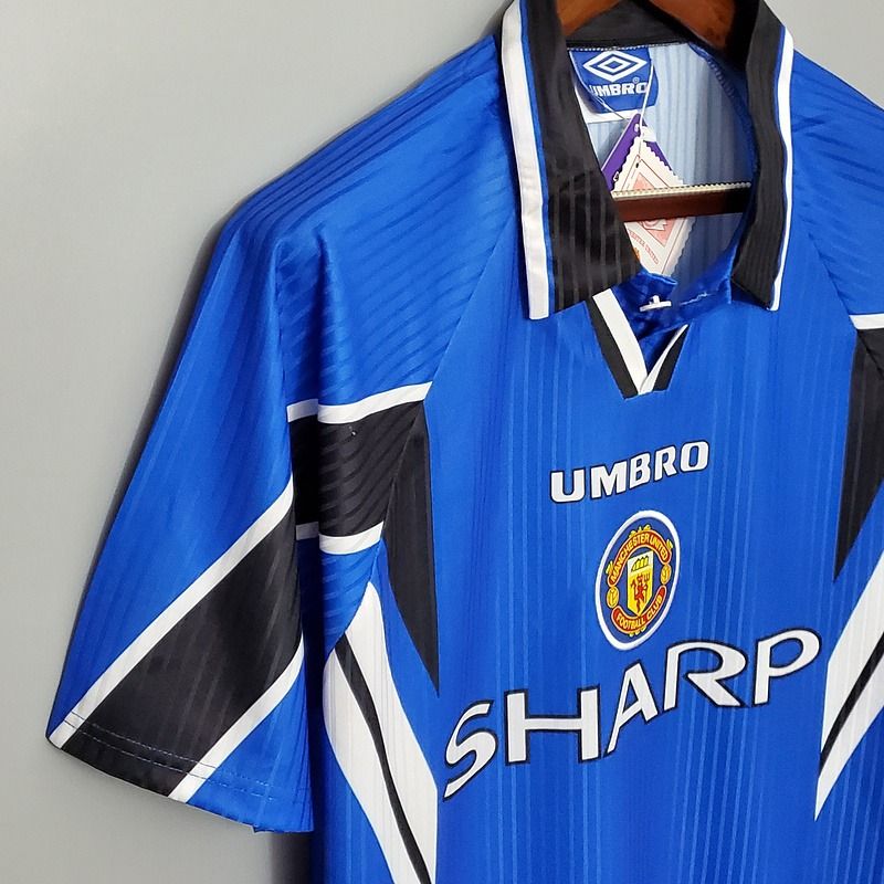 Maillot rétro Manchester United 1996-1997 extérieur (deuxième)