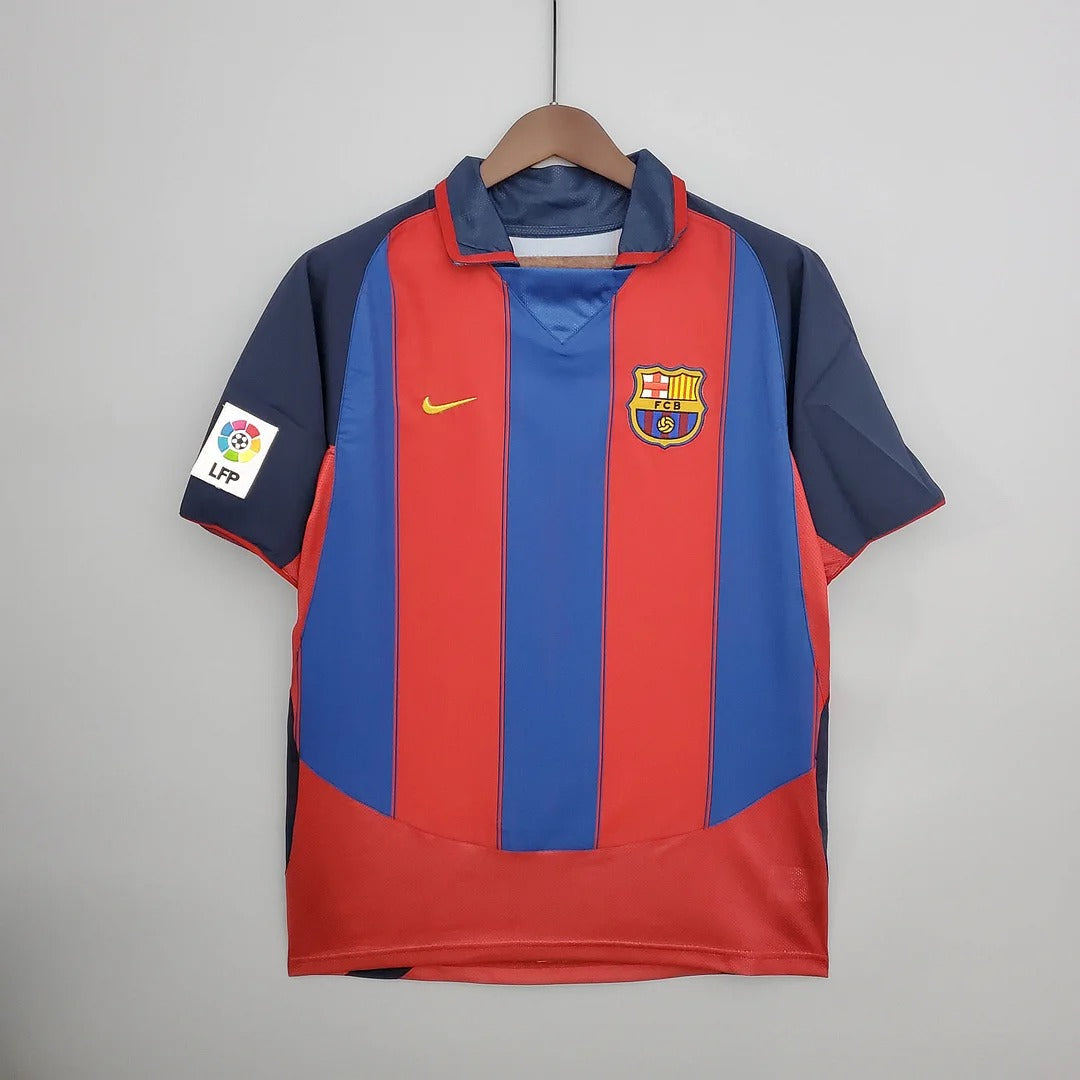 Retro FC Barcelona 2003-2004 home Secondary image