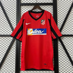 Maillot rétro extérieur de l'Atletico Madrid 2001-2002