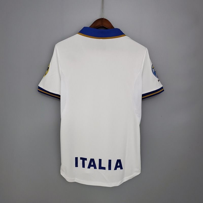Retro Italy 1996 away Secondary image