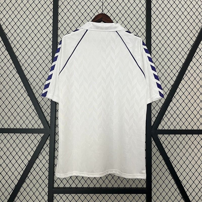 Retro Real Madrid 1986-1988 home Secondary image