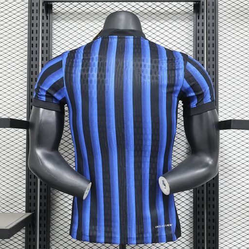 Inter Milano 2025-2026 home player Secondary image