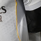 Joueur domicile Real Madrid 2025-2026